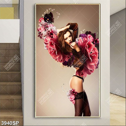 Tranh người mẫu mặc váy nghệ thuật