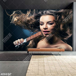 Tranh cô gái cầm thanh socola