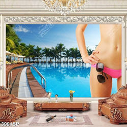 Tranh người mẫu đứng bên hồ bơi