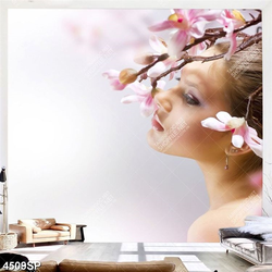 Tranh người đẹp bên cành hoa anh đào