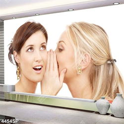 Tranh đôi bạn thì thầm