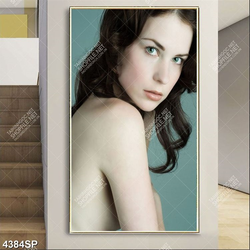 Tranh người đẹp có làn da trắng