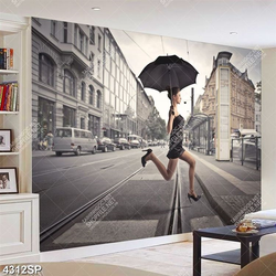 Tranh nghệ thuật cô gái cầm ô qua đường