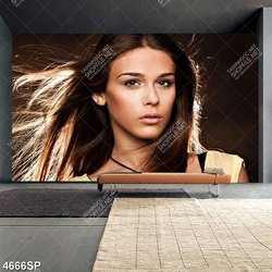 Tranh cô gái trẻ xinh đẹp treo trang trí spa