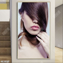 Tranh mái tóc che đi gương mặt cô gái