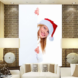 Tranh cô gái đội mũ noel