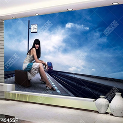 Tranh cô gái ngồi bên đường ray tàu