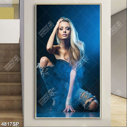 Tranh spa mã số 4817 cô gái tóc vàng xinh đẹp
