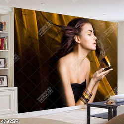 Tranh người mẫu trẻ xinh đẹp treo trang trí spa