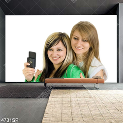 Tranh hai cô gái trẻ