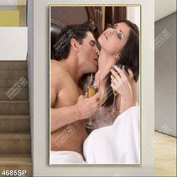 Tranh hai cô gái nằm đắp mặt nạ