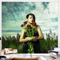 Tranh cô gái ôm bó hoa SP7995