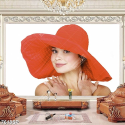 Tranh cô gái đội mũ đỏ SP7618