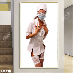 Tranh nữ bác sỹ gợi cảm