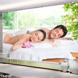 Tranh cặp đôi nằm thư giãn SP7545