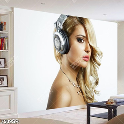 Tranh cô gái tóc vàng xinh đẹp SP7509