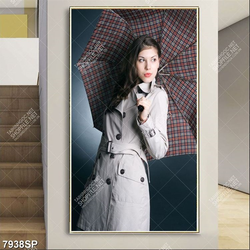 Tranh cô gái cầm dù SP7938