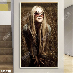 Tranh cô gái trẻ đẹp SP7830