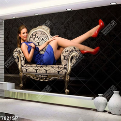 Tranh người đẹp ngồi trên ghế SP7821