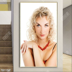 Tranh cô gái tóc vàng xinh đẹp SP7811