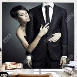 Tranh cô gái ôm chàng trai SP7778