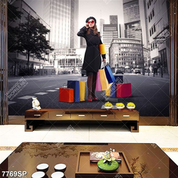 Tranh cô gái đi mua sắm SP7769