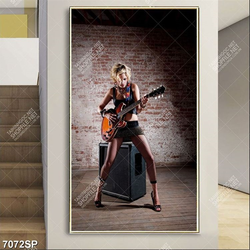 Tranh cô gái chói đàn ghita SP7072