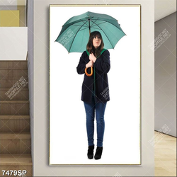 Tranh cô gái cầm chiếc ô SP7479