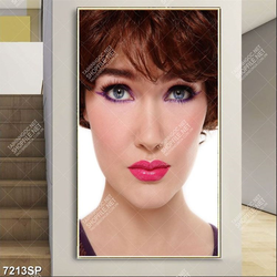 Tranh gương mặt xinh đẹp SP7213