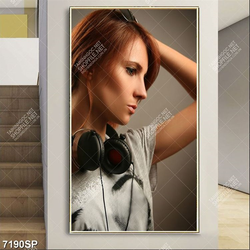 Tranh cô gái trẻ đẹp SP7190
