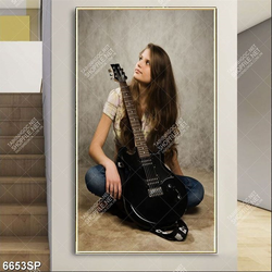 Tranhn cô gái trẻ và đàn ghita SP6653