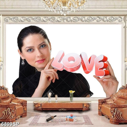 Tranh cô gái cầm chữ Love SP6899