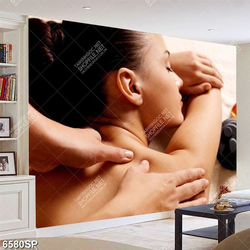 Tranh cô gái nằm massage thư giãn SP6580