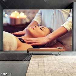 Tranh cô gái nằm mát xa thư giãn SP6565