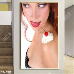 Tranh người đẹp khoe vai trần SP6343