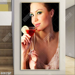 Tranh người đẹp uống coktail