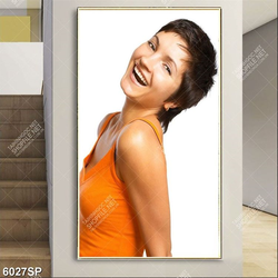 Tranh cô gái cười rạng rỡ SP6027