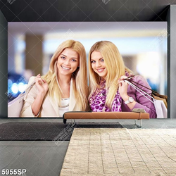 Tranh hai cô gái tóc vàng