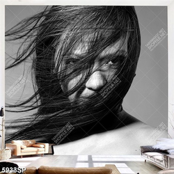 Tranh nghệ thuật cô gái bung xõa mái tóc