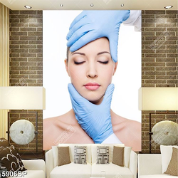 Tranh gương mặt cô gái trẻ