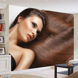 Tranh người mẫu với mái tóc dài óng ả