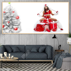 Tranh người đẹp ngồi trên những hộp quà SP6235