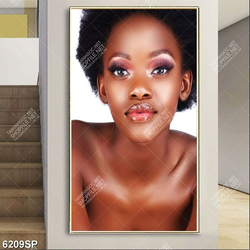 Tranh cô gái da màu