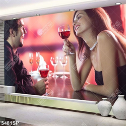 Tranh cặp đôi cùng uống rượu vang đỏ