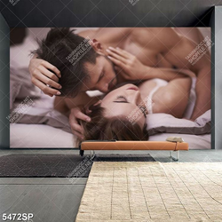 Tranh cặp đôi ôm nhau tình tứ mã số SP5472