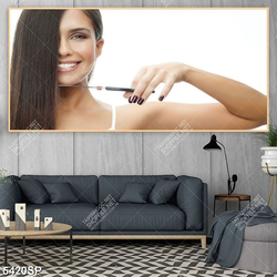 Tranh cô gái xinh đẹp cười rạng rỡ mã số SP5420