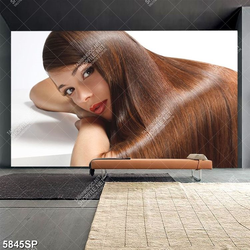 Tranh người đẹp với mái tóc dài xuông mượt