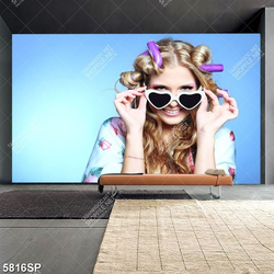 Tranh cô gái tóc vàng SP5816