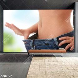 Tranh người đẹp khoe vòng eo thon