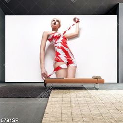 Tranh SP5791 người đẹp tóc vàng